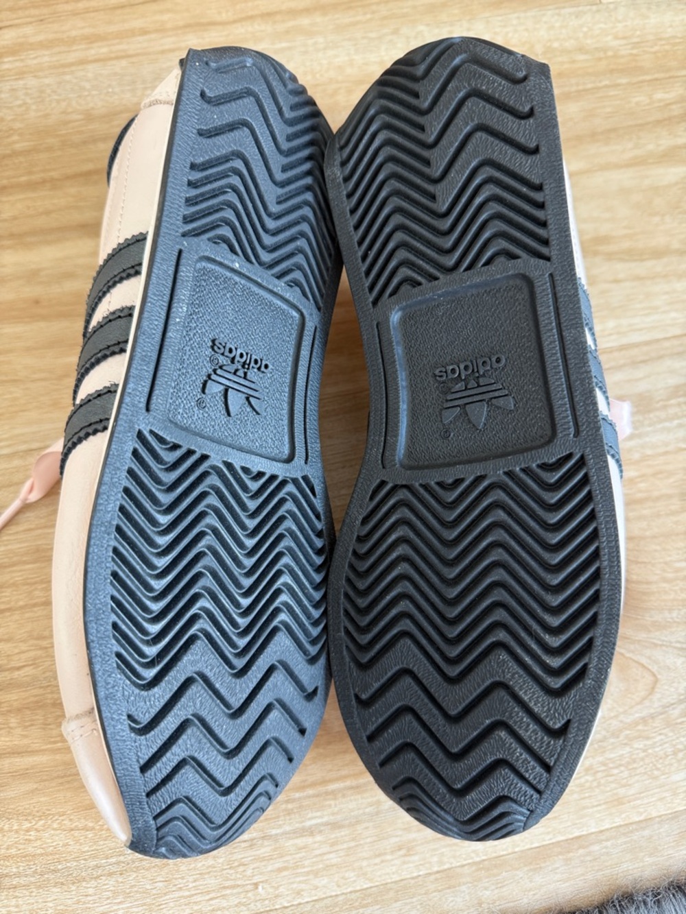 Adidas Pink Samba OG "Ribbon Laces” - Picture 5 of 5